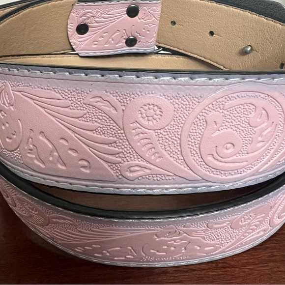 Country Girl western belt pink embossed faux leather retro horse buckle - Picture 4 of 11